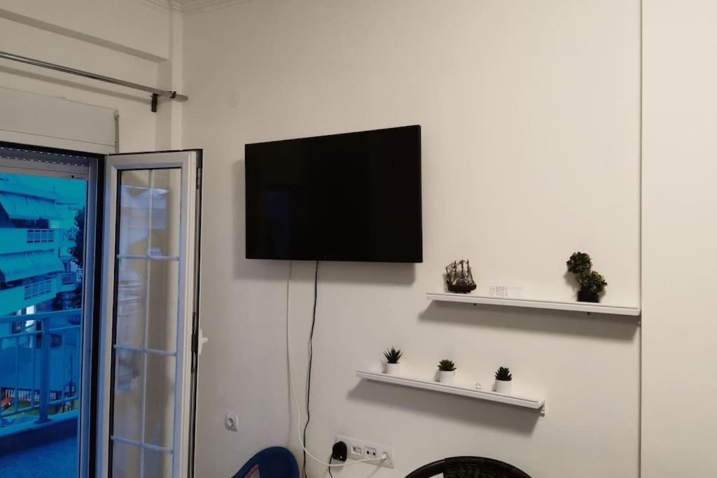 Apartment With 3 Rooms Just 1 Min From The Beach And Free Public Parking Peraia  Luaran gambar
