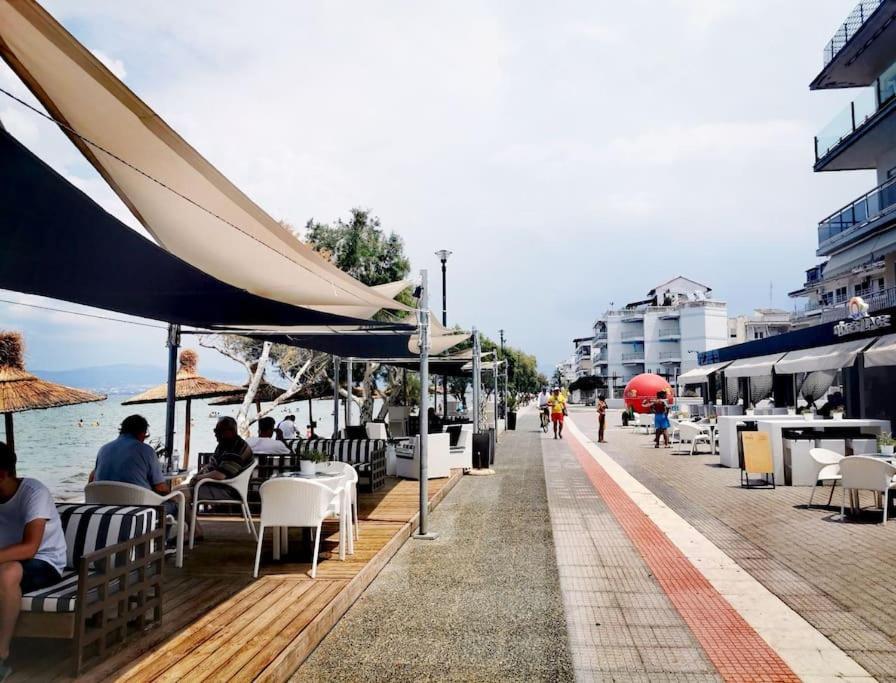 Apartment With 3 Rooms Just 1 Min From The Beach And Free Public Parking Peraia  Luaran gambar