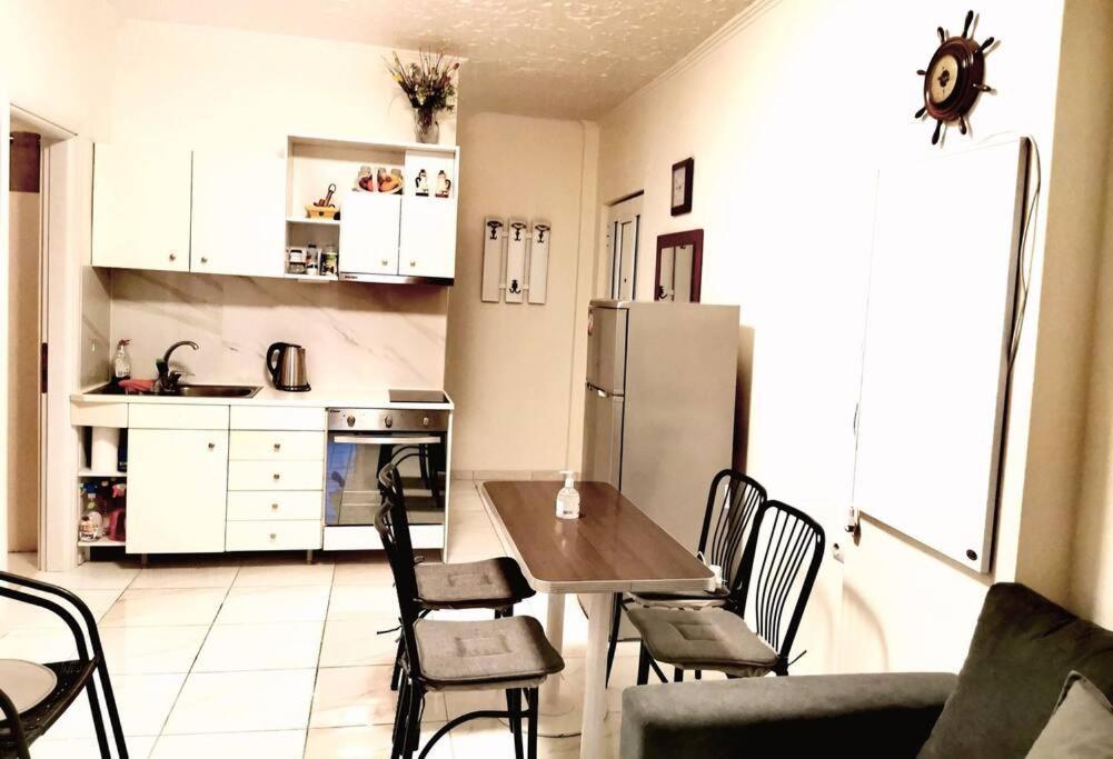 Apartment With 3 Rooms Just 1 Min From The Beach And Free Public Parking Peraia  Luaran gambar